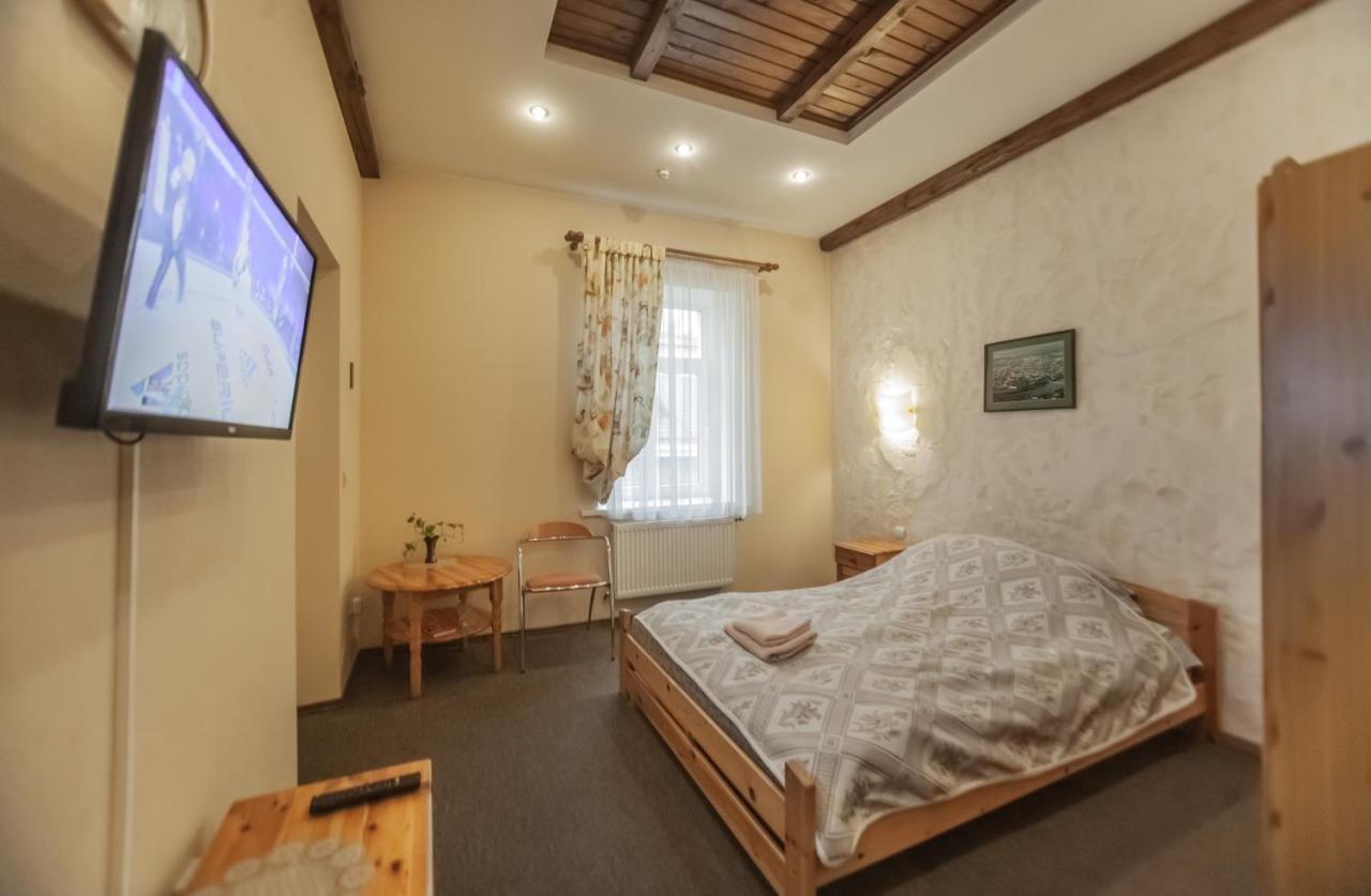 Leo Hotel Daugavpils Exterior photo